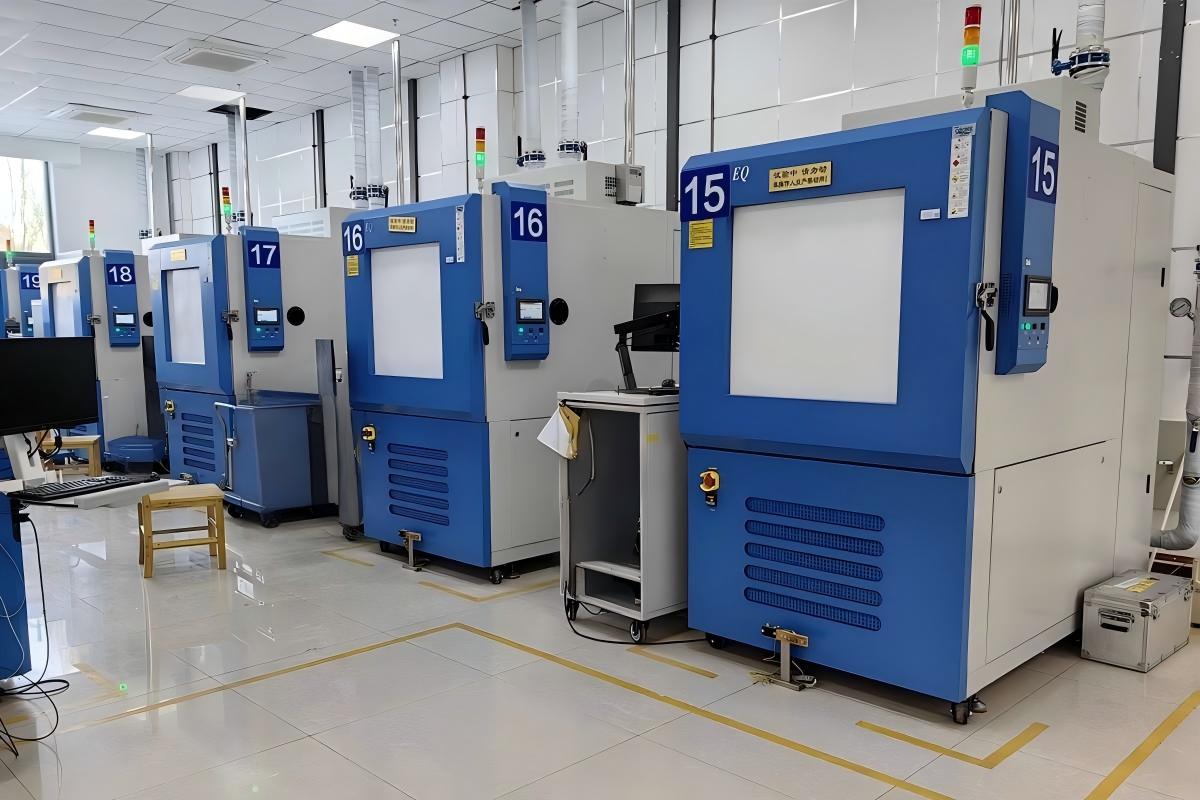 Thermal Cycling vs Thermal Shock Testing: How to Choose the Right Test
